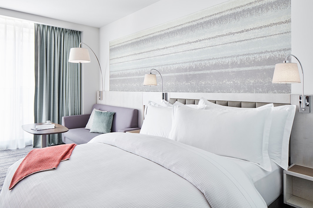 Luxury Hotel At Midtown Manhattan S Bryant Park Park